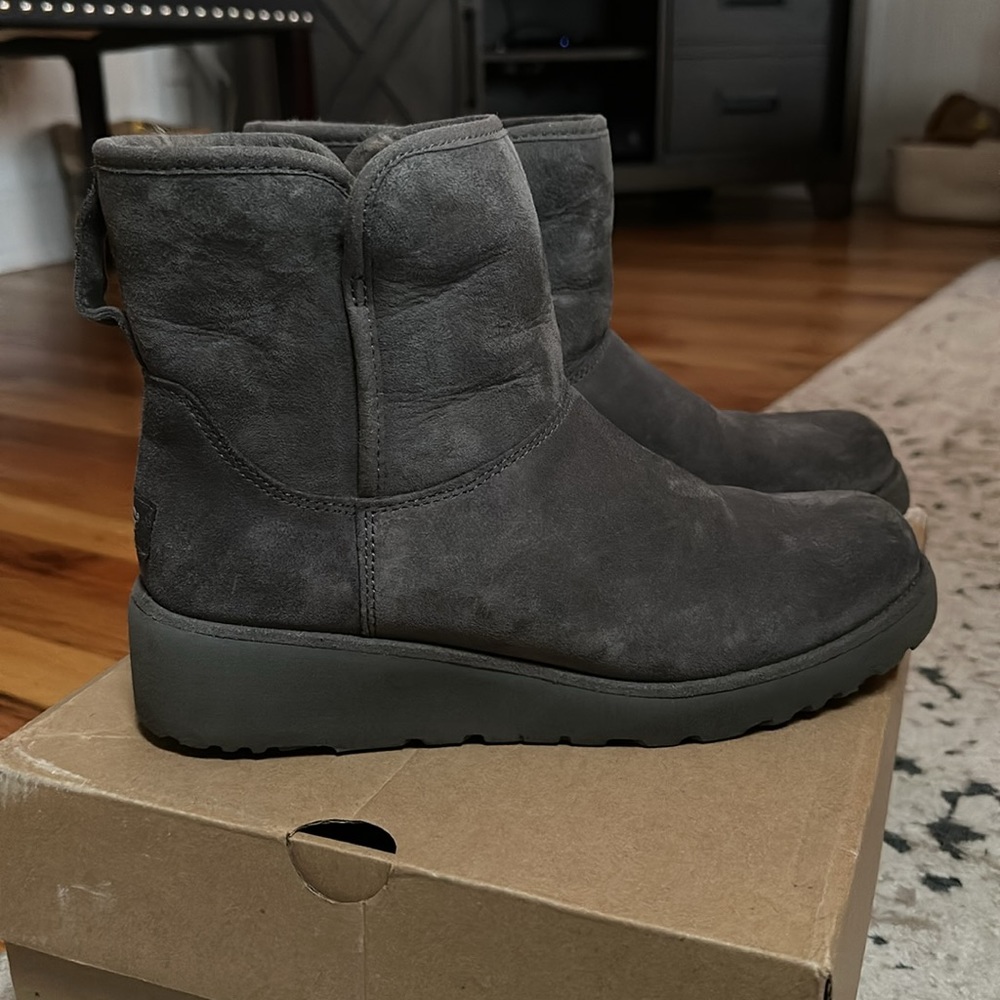 Ugg Kristin boots
